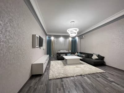Аренда 4-комн. кв. 175 м² — улица Мирабад, 12