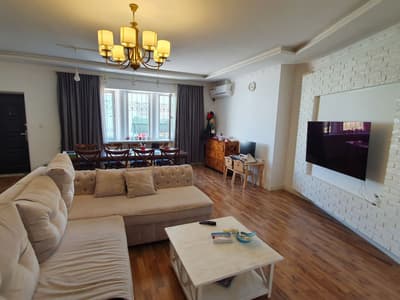 Аренда 4-комн. коммерция 200 м² — улица Урикзор