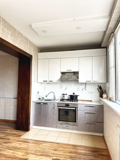 Аренда 3-комн. кв. 103 м² — 4-й квартал, 74