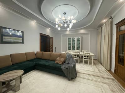 Аренда 6-комн. коммерция 380 м² — улица Шота Руставели