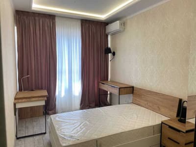 Аренда 3-комн. кв. 100 м² — улица Кары-Ниязи, 11