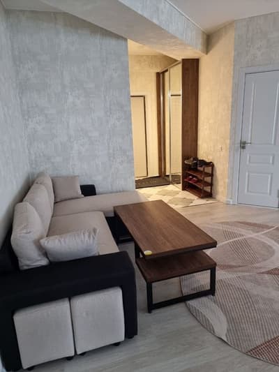 Аренда 3-комн. кв. 67 м² — улица Иззат, 58