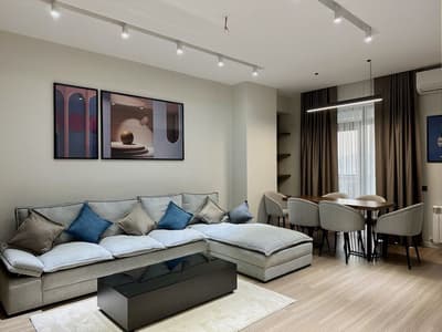 Аренда 3-комн. кв. 100 м² — улица Фидокор