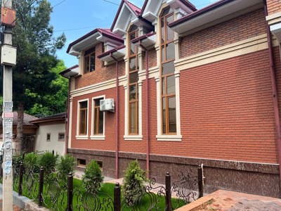 Аренда 6-комн. коммерция 355 м² — Буюк Ипак Йули