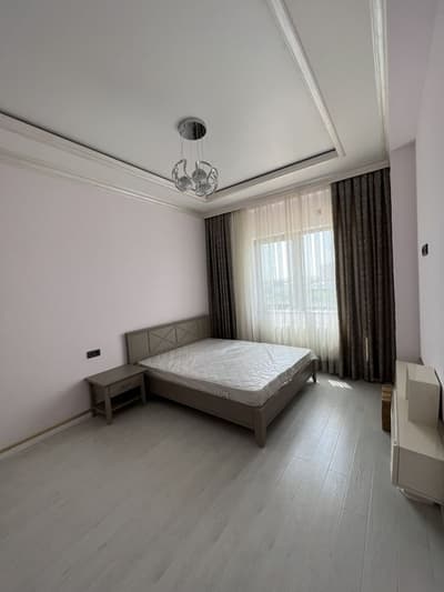 Аренда 4-комн. кв. 115 м² — жилой комплекс Гарденс, 5