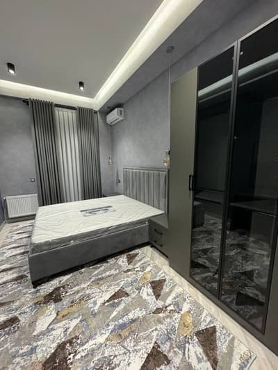 Аренда 3-комн. кв. 83 м² — улица Лабзак, 2А