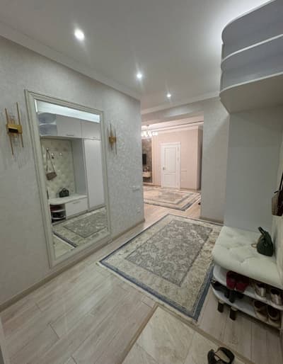 Аренда 2-комн. кв. 70 м² — метро Айбек