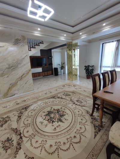 Продажа 5-комн. кв. 340 м² — улица Нугманова