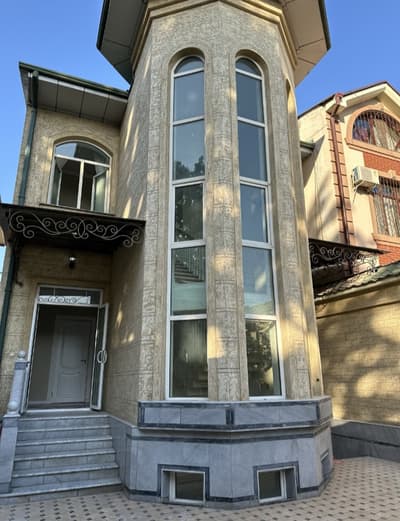 Аренда 4-комн. коммерция 250 м² — улица Мукими