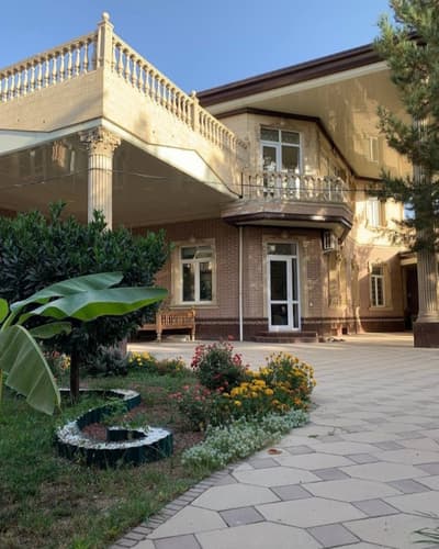 Аренда 6-комн. коммерция 900 м² — 4-й квартал