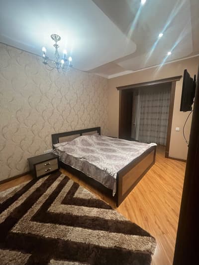 Аренда 3-комн. кв. 100 м² — улица Мирабад, 22