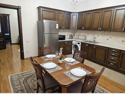 Аренда 4-комн. кв. 186 м² — улица Саида Барака, 16Б