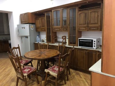 Аренда 4-комн. кв. 150 м² — улица Мирабад, 30, подъезд 1