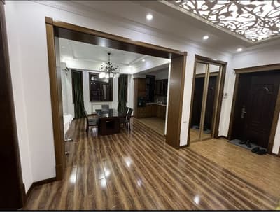 Аренда 3-комн. кв. 150 м² — 2-й проезд Садыка Азимова, 18