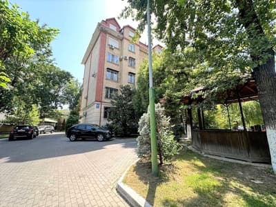 Аренда 3-комн. кв. 120 м² — улица Якуба Коласа, 10/2