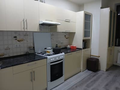 Аренда 2-комн. кв. 70 м² — массив Чиланзар