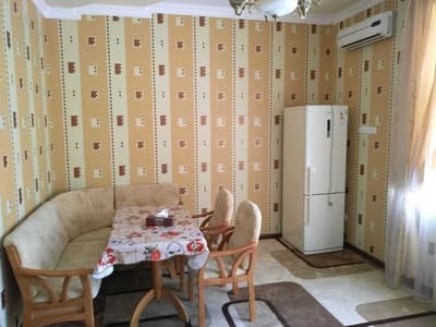 Аренда 3-комн. кв. 140 м²