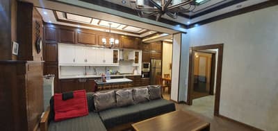 Аренда 4-комн. кв. 150 м² — 24А