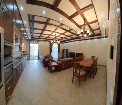 Аренда 4-комн. кв. 180 м²