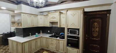 Аренда 3-комн. кв. 105 м²