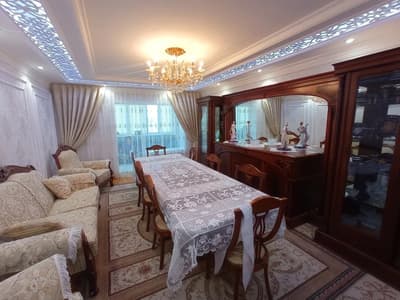 Аренда 4-комн. кв. 130 м²