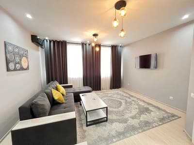 Аренда 2-комн. кв. 66 м² — улица Махтумкули