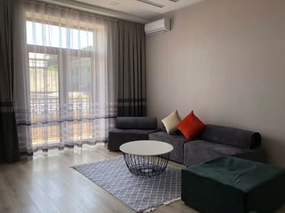 Аренда 3-комн. кв. 110 м²