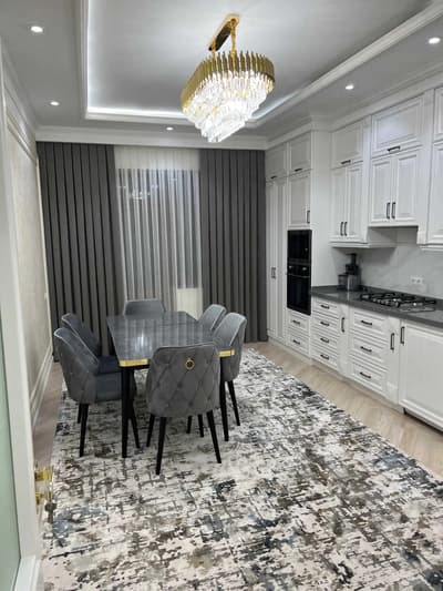 Аренда 3-комн. кв. 100 м²