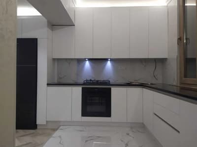 Аренда 4-комн. кв. 90 м² — 5