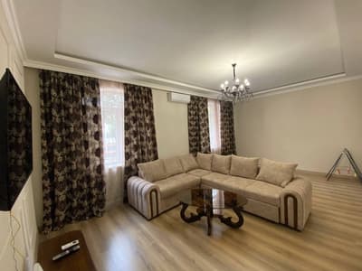 Аренда 2-комн. кв. 125 м² — 18