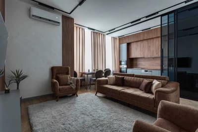 Аренда 3-комн. кв. 130 м² — 21