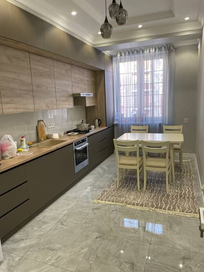 Аренда 3-комн. кв. 95 м² — 57