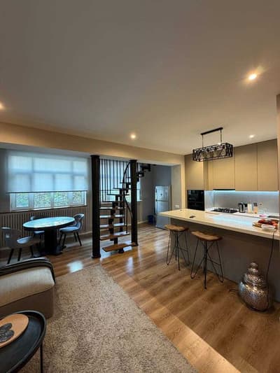 Вторичка 3/4/4 ОР-Р Алайский напротив, метро Минор