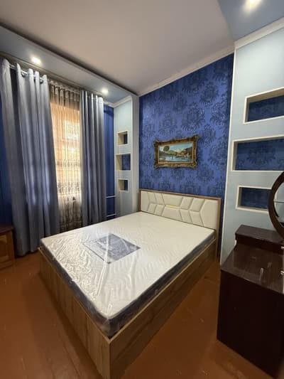 Квартира центрда сотилади