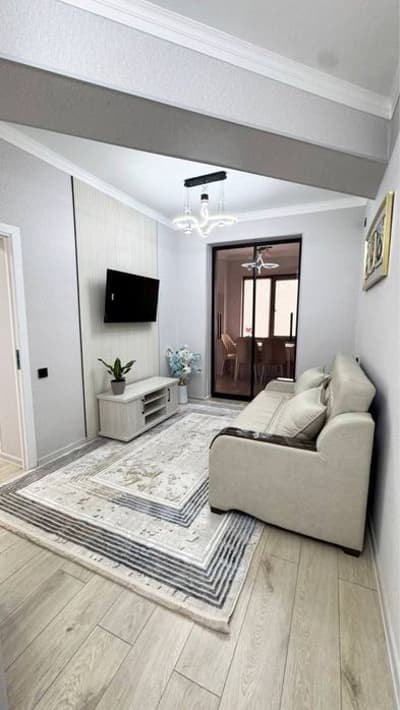 Продаётся 2-комнатная квартира с новым ремонтом в ЖК Asia House