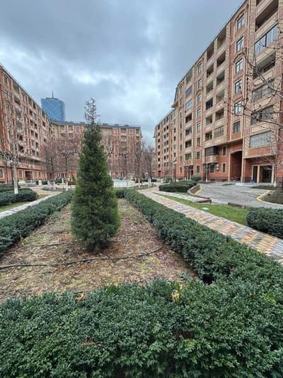 yakasaray 6x kom korobka dupleks Parisien golden house, mukumi most;