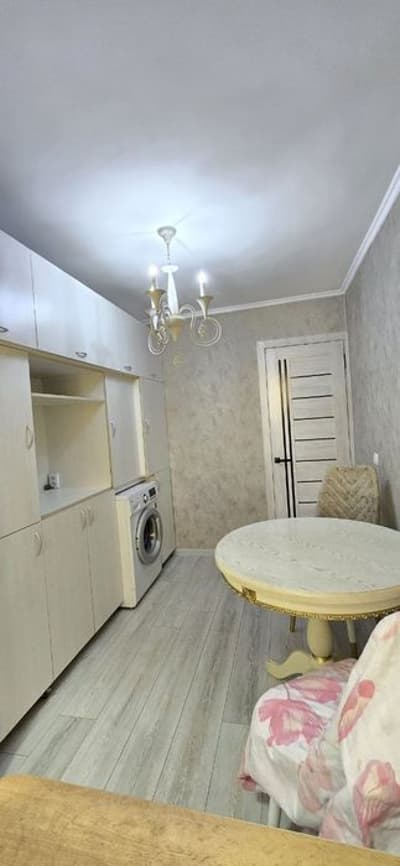 #Чиланзар-1, Аллея Гагарина, 1шка с ремонтом и обстановкой~