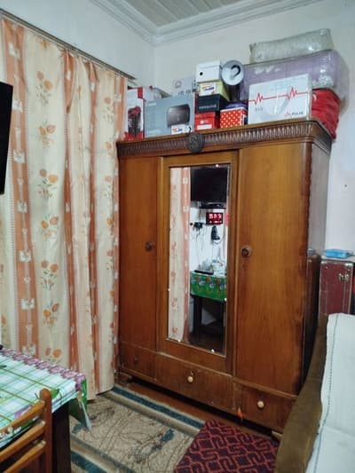 Срочно! Узбекистанская улица. Дом в общем дворе.