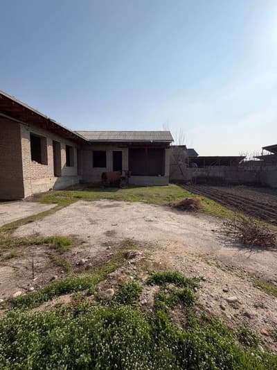 Ховли уй сотилади