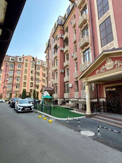 ЖК Дархан  3/3/6 Мирзо Улугбекский район Новостройка Кирпич Центр