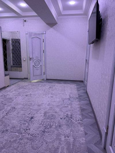 Srochno sotiladi! 3 xonali kvartira, Sergeli 3 A, 100 m²