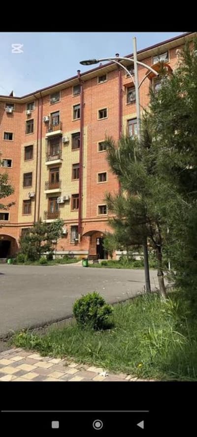 Sergeli tumani Sergeli hokimiyati yonida joylashgan.