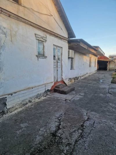 Уй сотилади жуда яхши локация