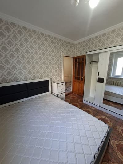 Юнусабад- 4 квартал 2/2/4 77 серия кирпич 54м2 ор-тир Бейуглу