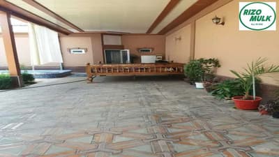 Учтепа тумани Хондамир махалласида ховли сотилади. NR494/36