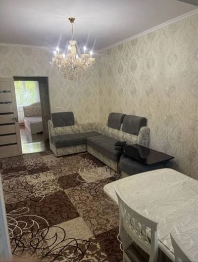 Квартира 3/3/4 продается Чиланзар 7 квартал Бассейн