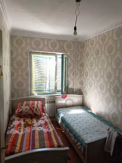 Продается 2 комнатная квартира 3 этаж/ 70 000 у.е/ торг минимальный