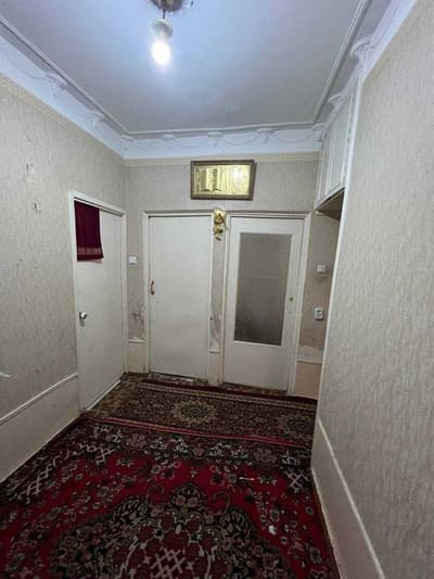 Продается квартира в Яшнабаде  Тузел 1   ( 40- лет победы )