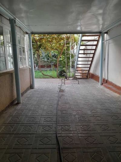 205 продаётся дом 5 соток, ориентир Мархабо 14 школа