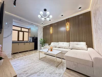 Квартира продаётся Чиланзар 2 квартал 1в2/4/4 меб тех Бунёдкор стадион